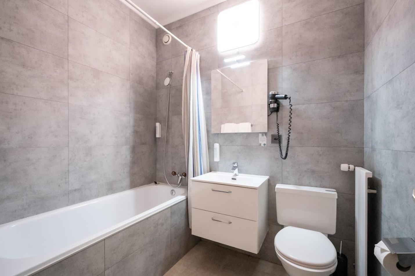 Les Arcades Hotel 2*